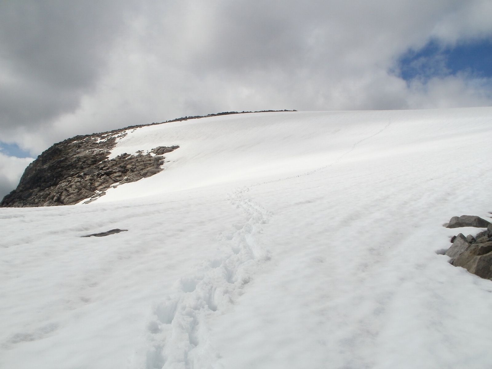 Soft snow on the glacier