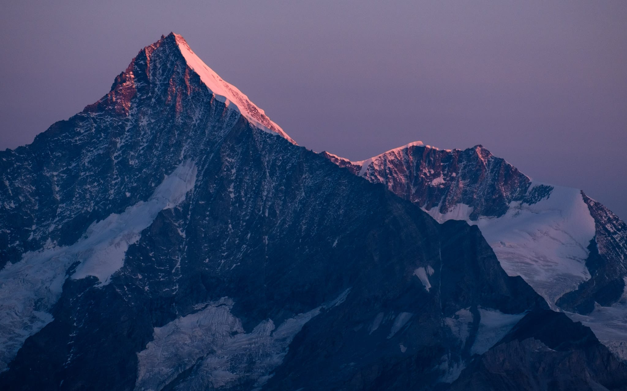 Weisshorn at dawn